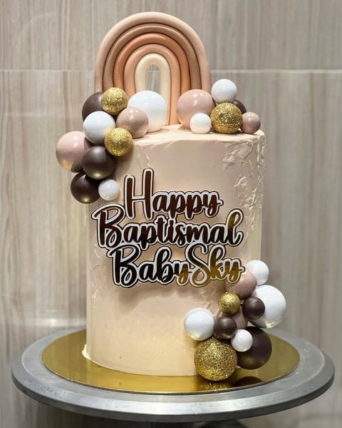 Baptismal cake, girl golden regal design