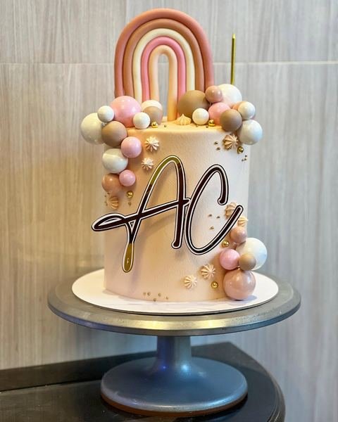Custom cake, pink rainbow design