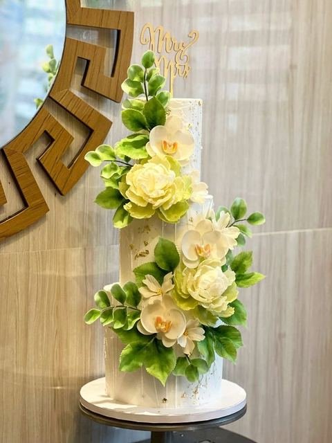 Three tier wedding cake
